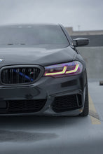 Load image into Gallery viewer, RGB LCI Style Headlights for G30/F90
